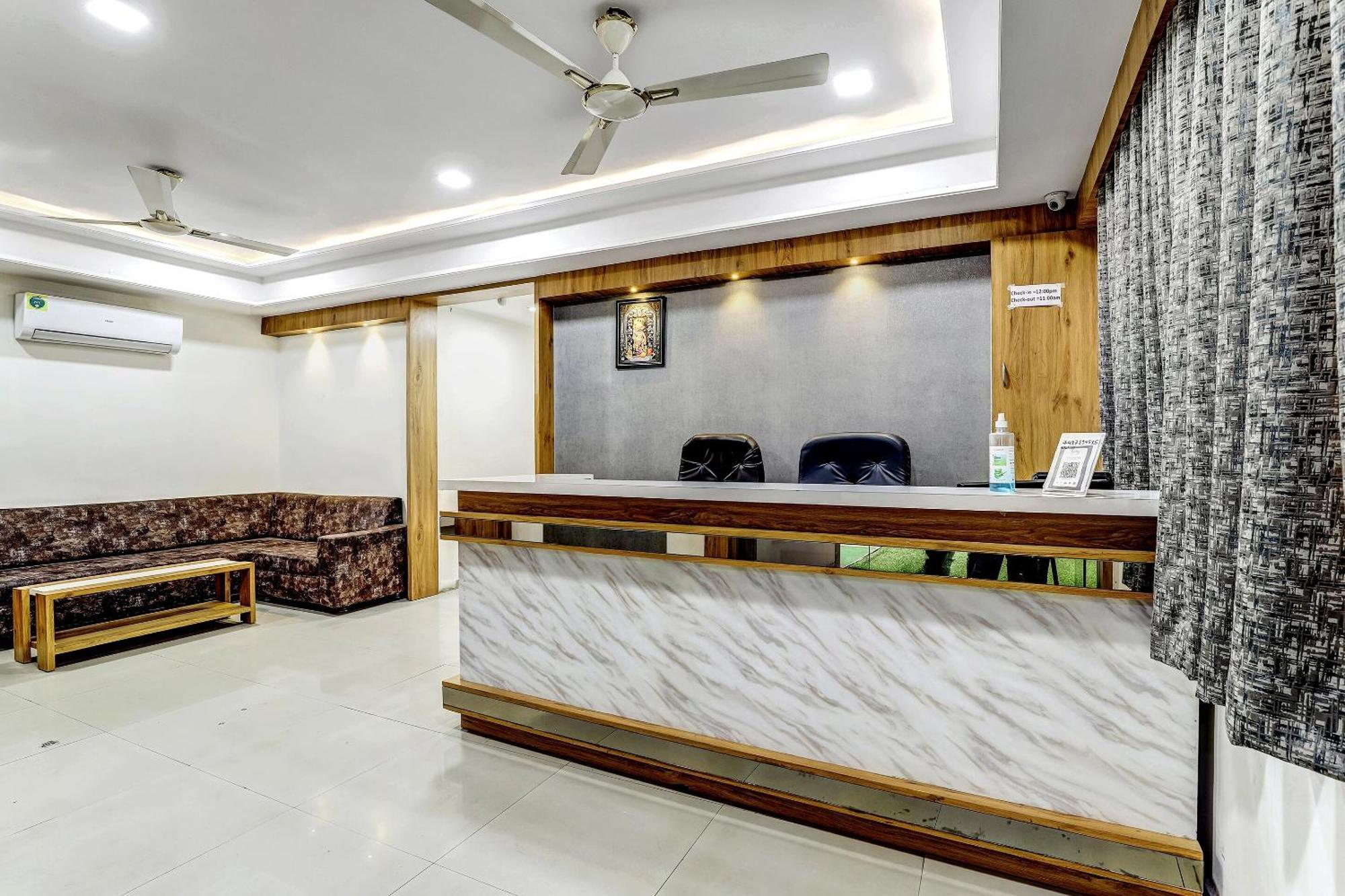 Naroda Capital O Maple View酒店 外观 照片
